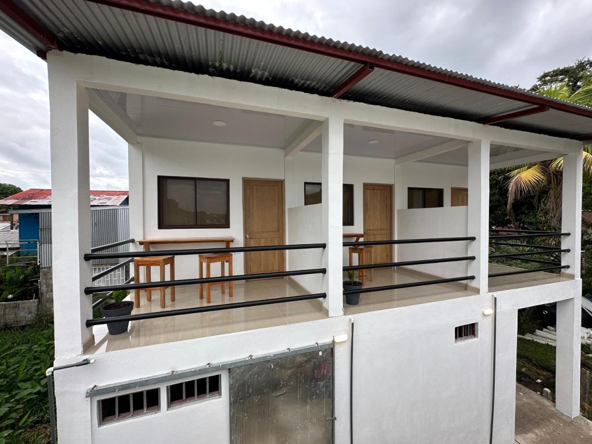 Tuanis Guest House Tortuguero Exterior photo